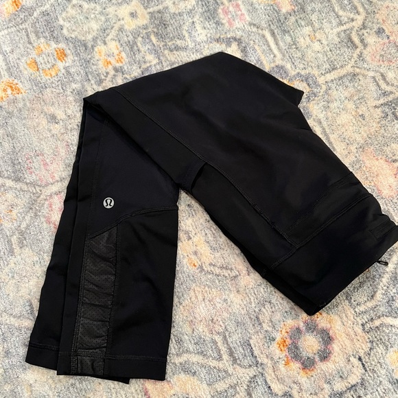 Lululemon leggings - Picture 4 of 4